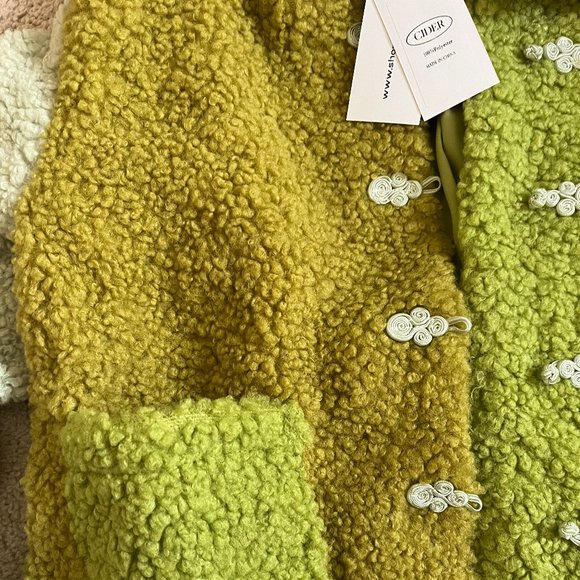 NEW //Cider "On My Turf" Colorblock Teddy Coat\\ Fancy Closures with Slouchy Fit - Picture 10 of 16